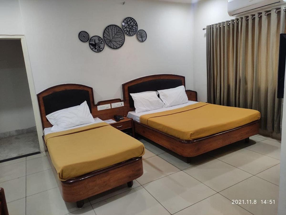 Hotel Tirth Ankleshwar Extérieur photo